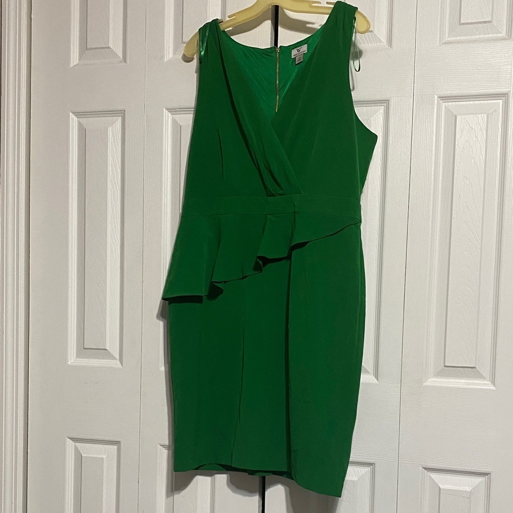 PRETTY Worthington green peplum lined sleeveless dress size 16